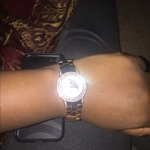 New rose gold wrist watch